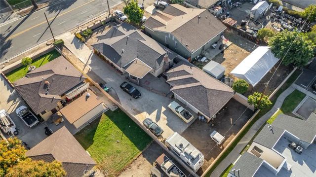 1221 W 10th Street, Corona, CA 92882