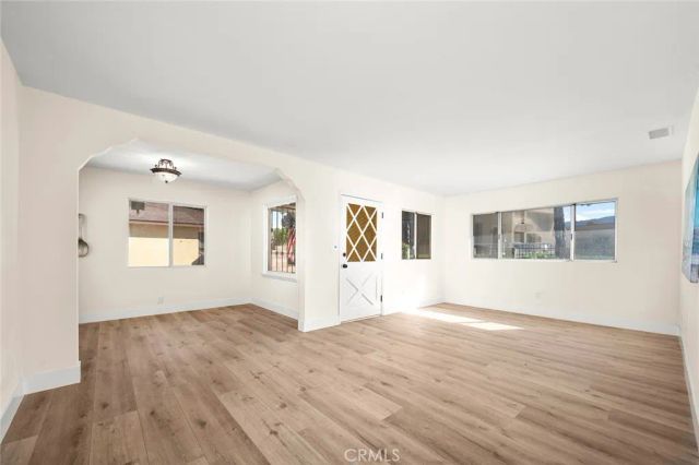 1221 W 10th Street, Corona, CA 92882