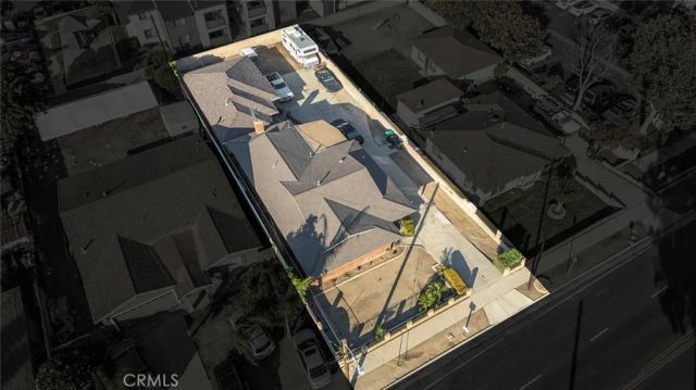 1221 W 10th Street, Corona, CA 92882