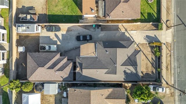 1221 W 10th Street, Corona, CA 92882