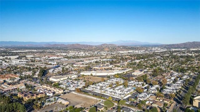 1221 W 10th Street, Corona, CA 92882