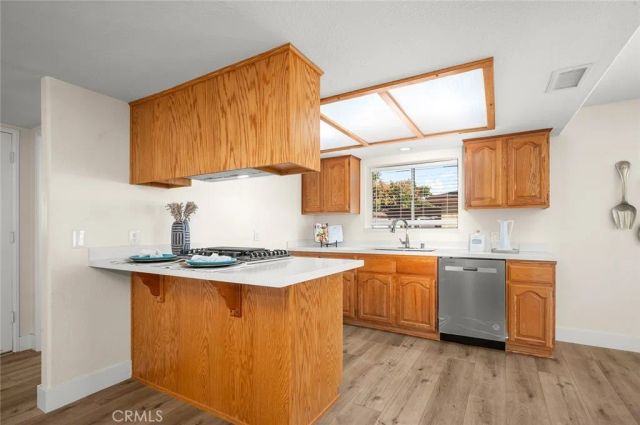 1221 W 10th Street, Corona, CA 92882