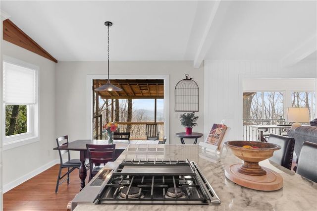 295 Starcross Lane, Jasper, GA 30143