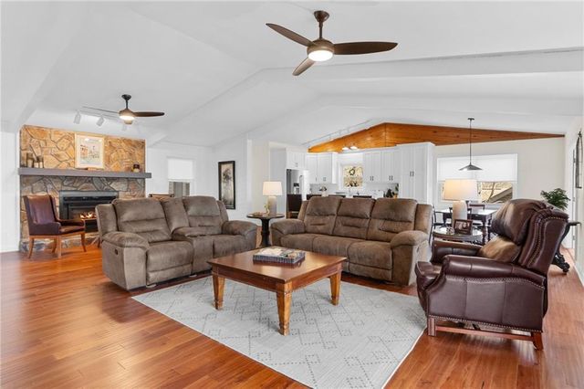 295 Starcross Lane, Jasper, GA 30143