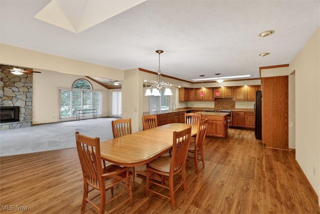 9605 Lismore Lane, Mentor, OH 44060