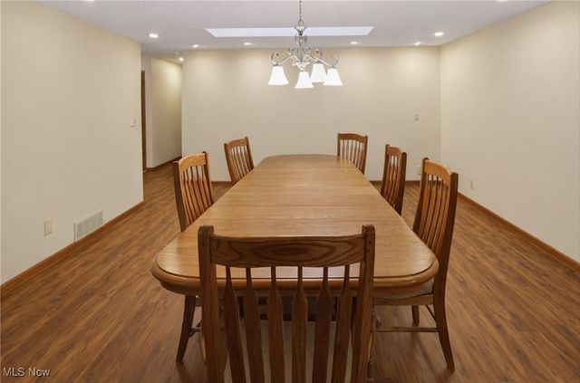 9605 Lismore Lane, Mentor, OH 44060