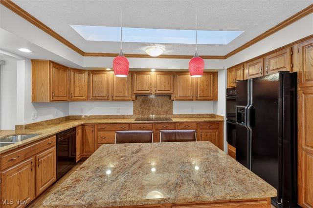 9605 Lismore Lane, Mentor, OH 44060