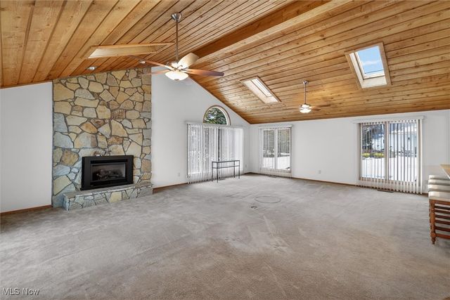 9605 Lismore Lane, Mentor, OH 44060