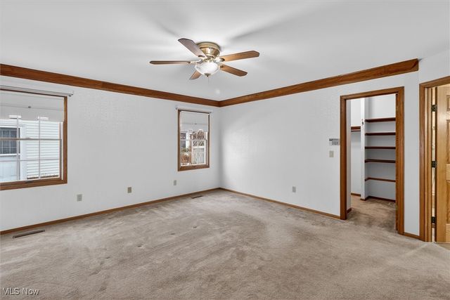 9605 Lismore Lane, Mentor, OH 44060