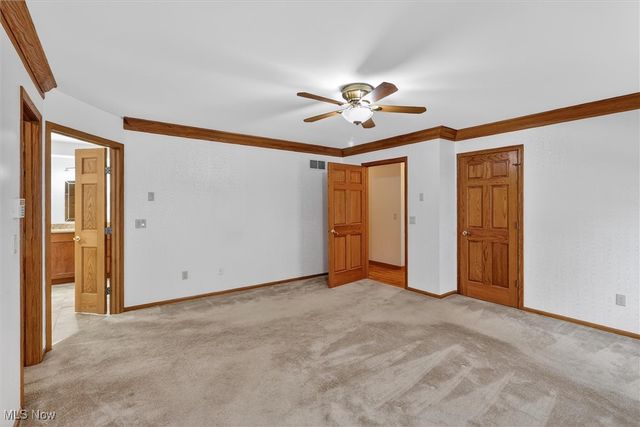 9605 Lismore Lane, Mentor, OH 44060