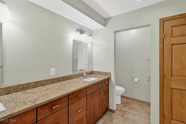 9605 Lismore Lane, Mentor, OH 44060