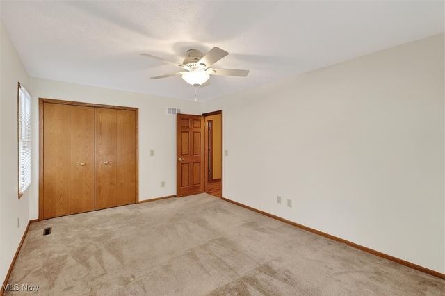 9605 Lismore Lane, Mentor, OH 44060