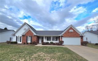 9605 Lismore Lane, Mentor, OH 44060