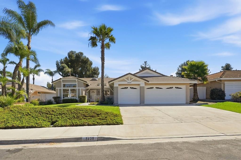 Image 3 of property listing at 3439 Northwood Dr., Oceanside, CA 92058