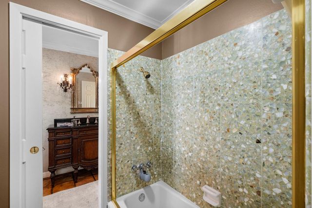 726 Montclair Boulevard, Sugar Land, TX 77478