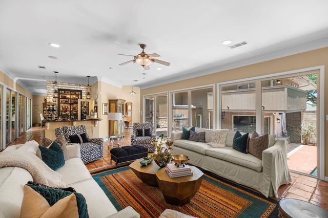 726 Montclair Boulevard, Sugar Land, TX 77478
