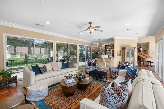 726 Montclair Boulevard, Sugar Land, TX 77478