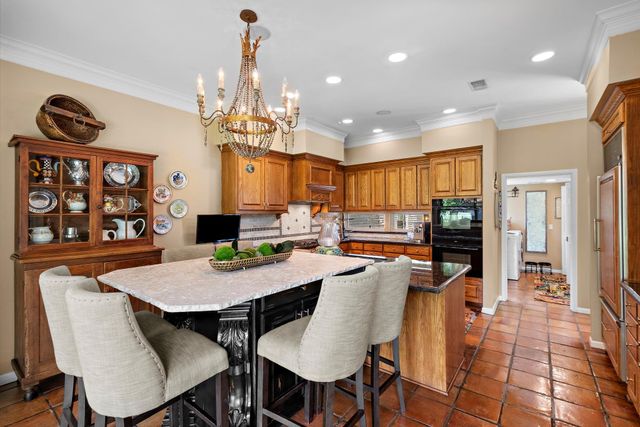 726 Montclair Boulevard, Sugar Land, TX 77478