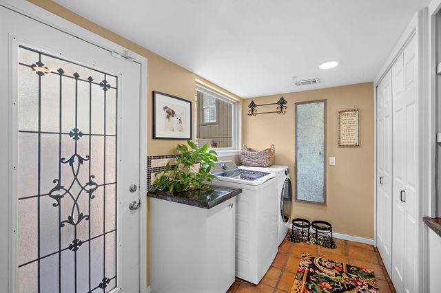 726 Montclair Boulevard, Sugar Land, TX 77478