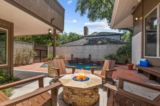 726 Montclair Boulevard, Sugar Land, TX 77478