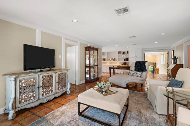 726 Montclair Boulevard, Sugar Land, TX 77478