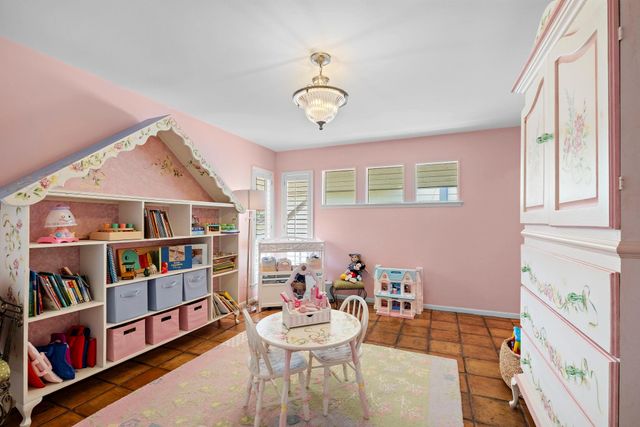 726 Montclair Boulevard, Sugar Land, TX 77478