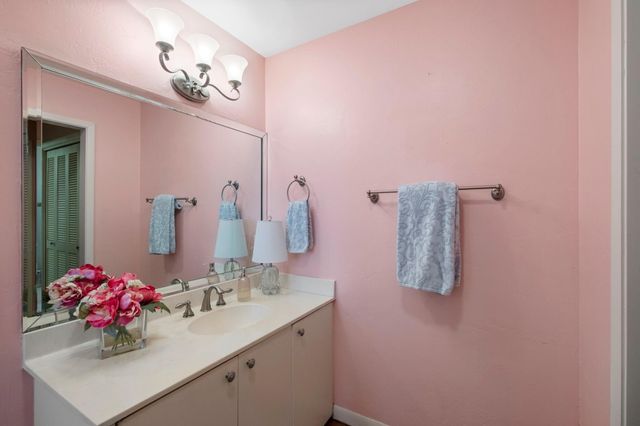 726 Montclair Boulevard, Sugar Land, TX 77478