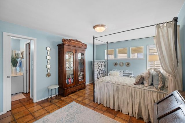 726 Montclair Boulevard, Sugar Land, TX 77478