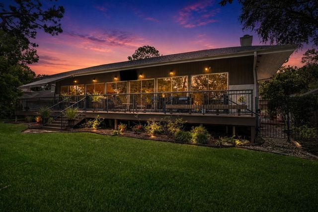 726 Montclair Boulevard, Sugar Land, TX 77478