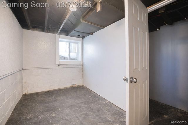 13932 Roselawn Street, Detroit, MI 48238