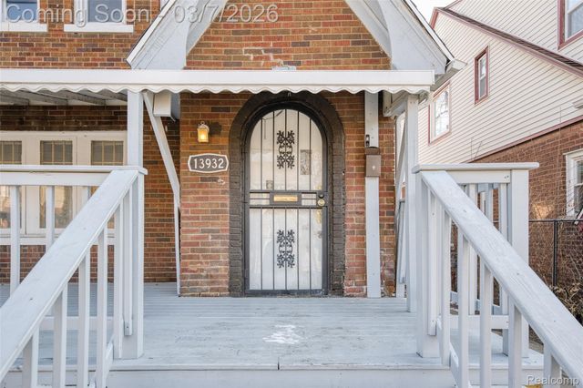 13932 Roselawn Street, Detroit, MI 48238