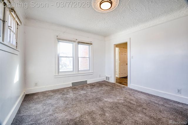 13932 Roselawn Street, Detroit, MI 48238