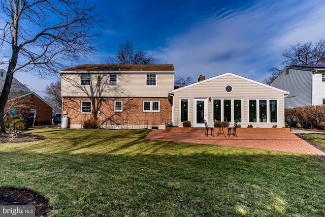 4603 DANBURY RD, Harrisburg, PA 17109