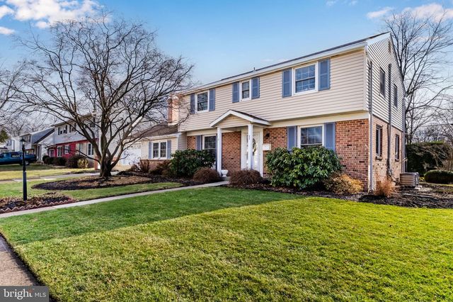 4603 DANBURY RD, Harrisburg, PA 17109