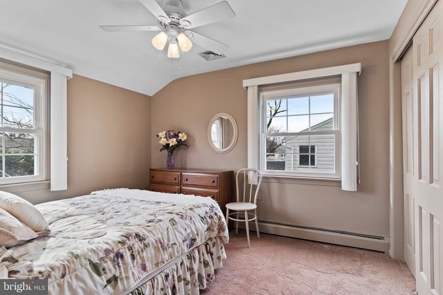 4603 DANBURY RD, Harrisburg, PA 17109