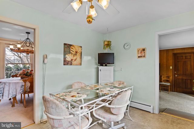 4603 DANBURY RD, Harrisburg, PA 17109