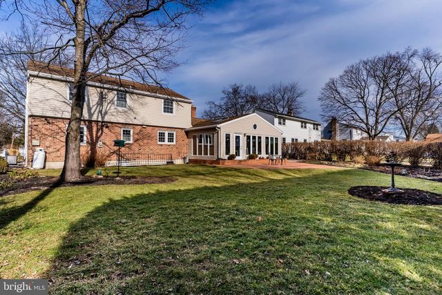 4603 DANBURY RD, Harrisburg, PA 17109