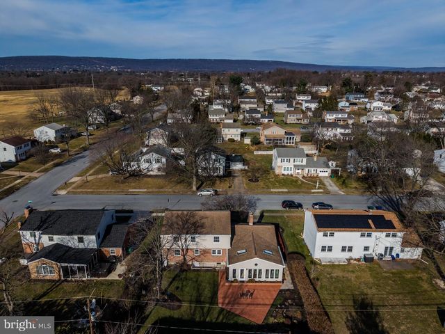 4603 DANBURY RD, Harrisburg, PA 17109