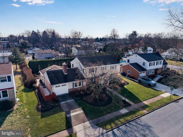 4603 DANBURY RD, Harrisburg, PA 17109