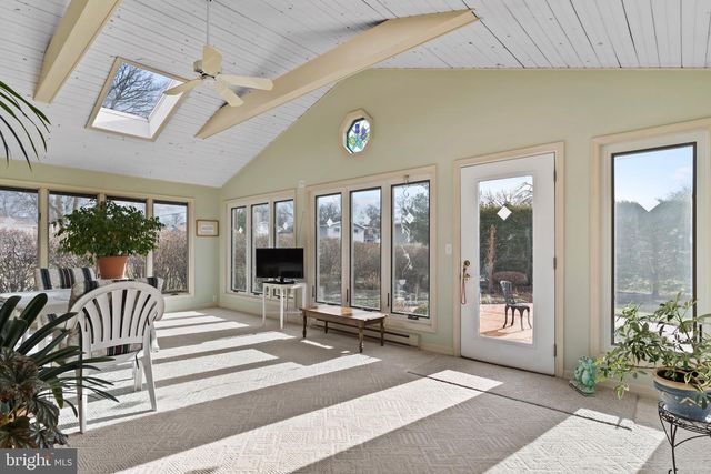 4603 DANBURY RD, Harrisburg, PA 17109