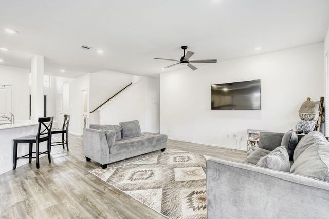 202 Augustine Way, Magnolia, TX 77354