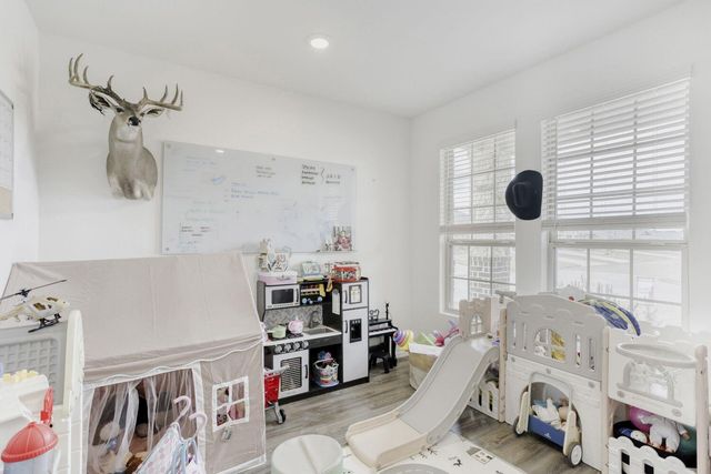 202 Augustine Way, Magnolia, TX 77354