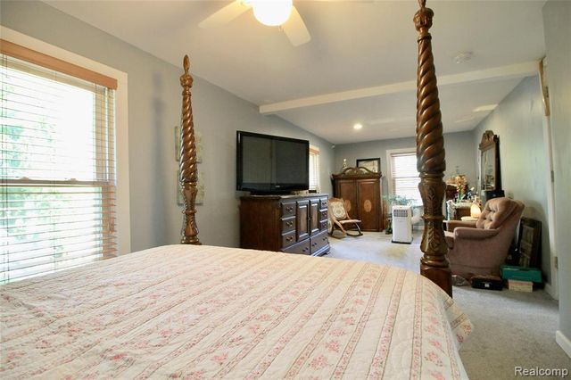 16204 Seymour Road, Linden, MI 48451