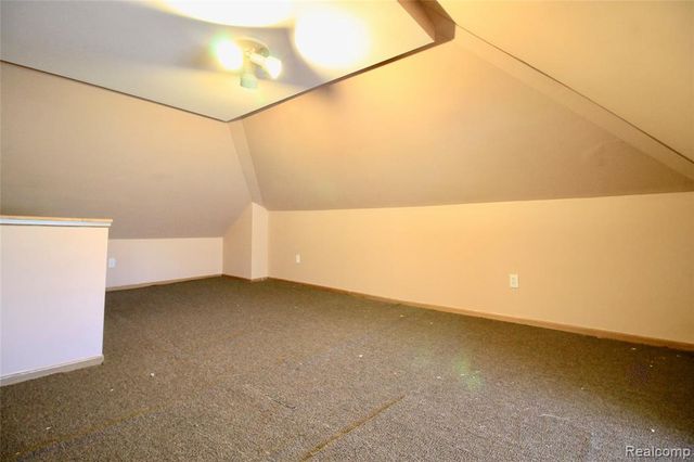 16204 Seymour Road, Linden, MI 48451