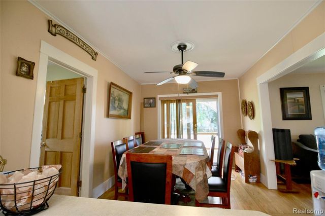 16204 Seymour Road, Linden, MI 48451