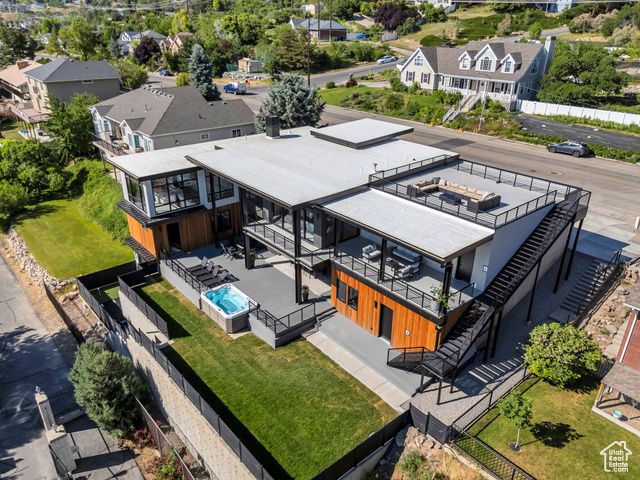 3943 N FOOTHILL DR, Provo, UT 84604