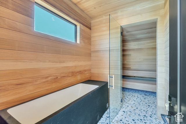 3943 N FOOTHILL DR, Provo, UT 84604