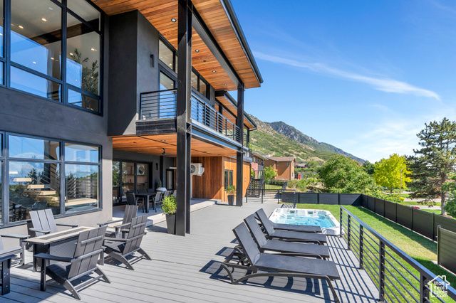 3943 N FOOTHILL DR, Provo, UT 84604
