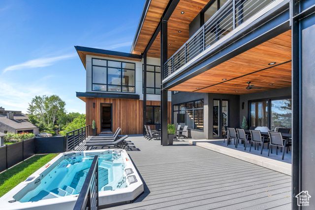 3943 N FOOTHILL DR, Provo, UT 84604