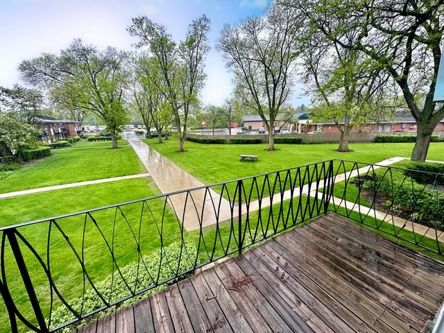 2431 E Brandenberry Court 2O, Arlington Heights, IL 60004